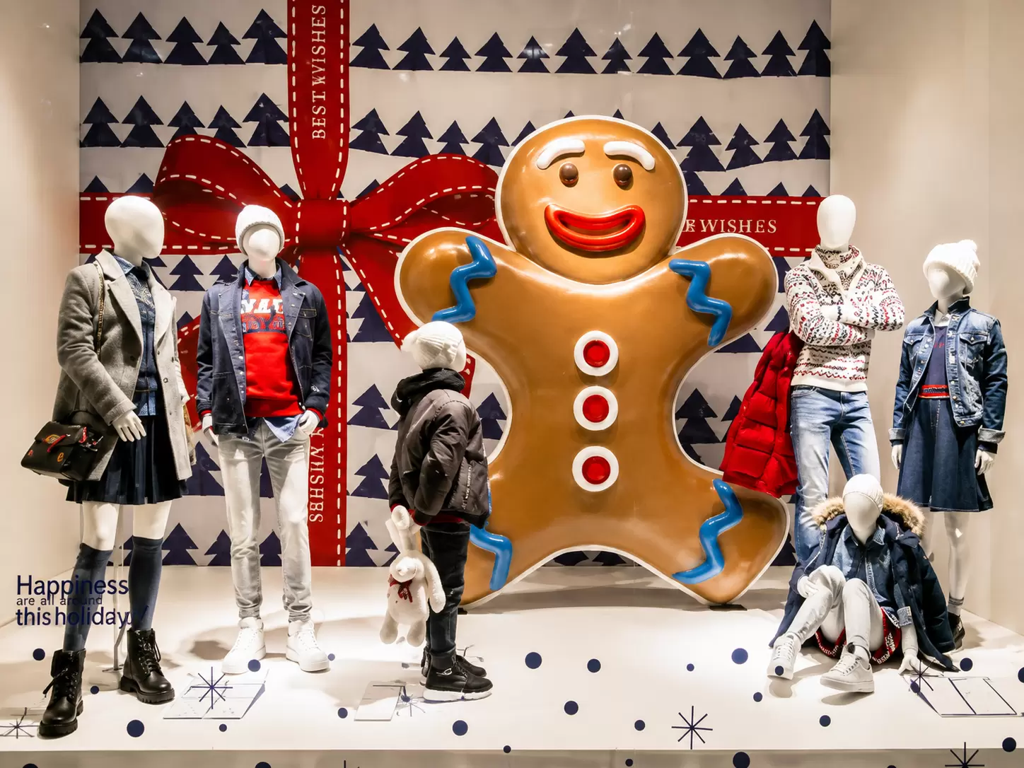 Soorten etalagepoppen en hoe u mannequins voor de kledingwinkel kiest