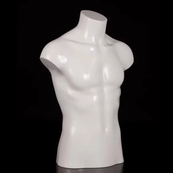 Halflange herenetalagepop van 68 cm: welke kledingstukken passen het beste?